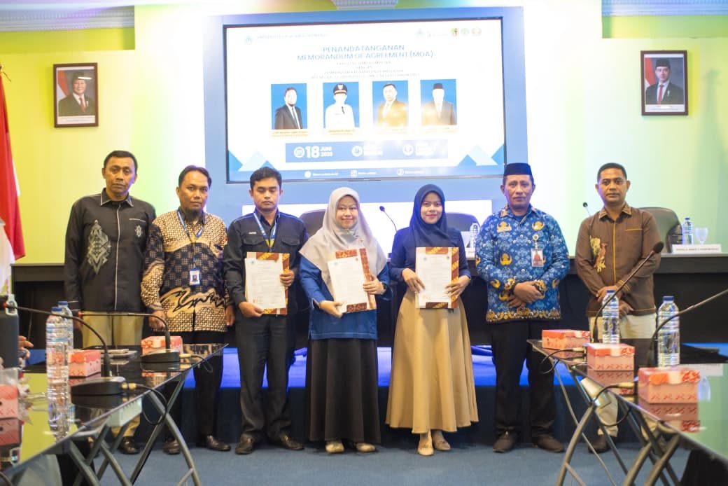 Fakultas Ilmu Komputer Unisan Gorontalo Gelar Seminar Teknologi dan Tandatangani MOA dengan Pemerintah Kecamatan Dumbo Raya serta Dua Sekolah